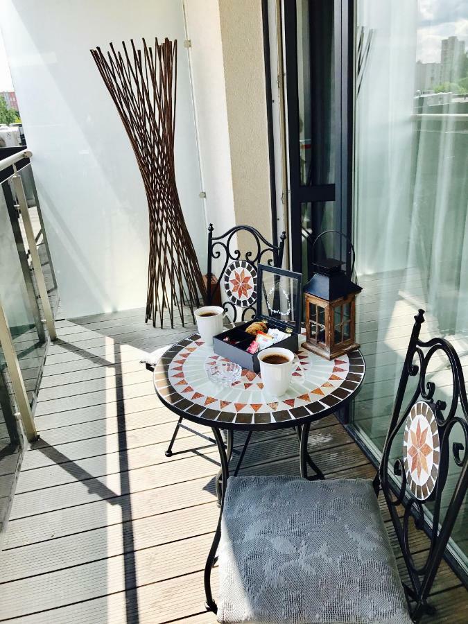 Bright Apartment Near Akropolis Вильнюс Экстерьер фото