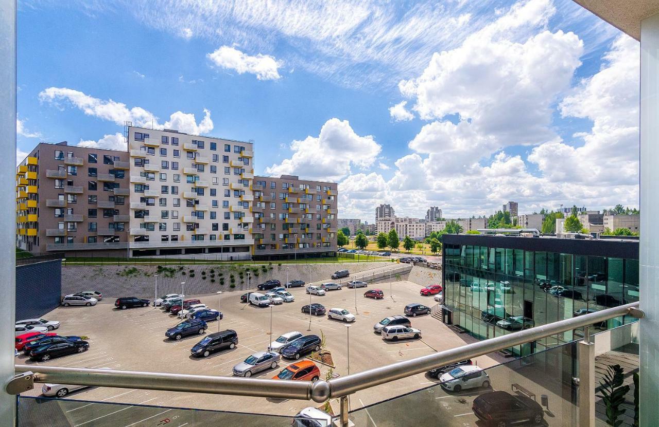 Bright Apartment Near Akropolis Вильнюс Экстерьер фото