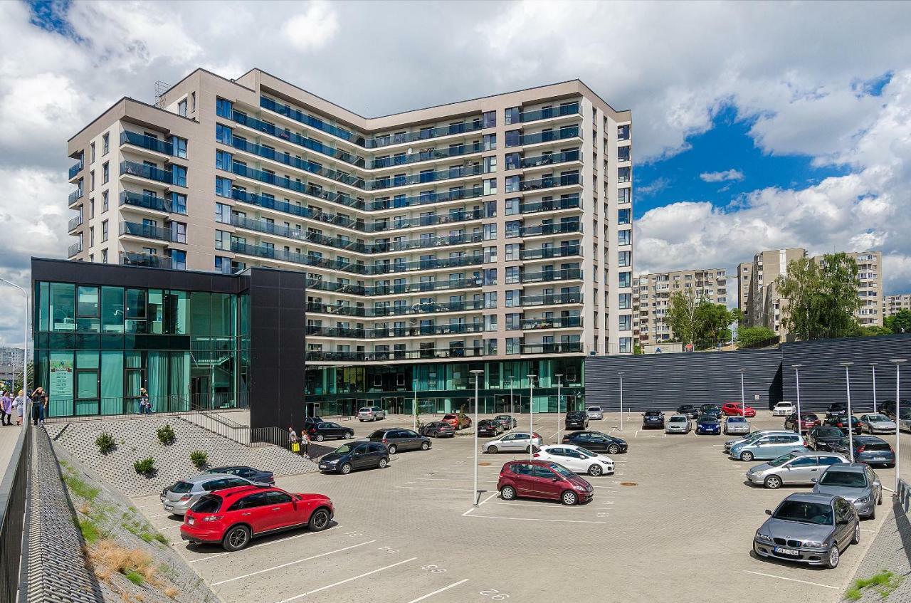 Bright Apartment Near Akropolis Вильнюс Экстерьер фото